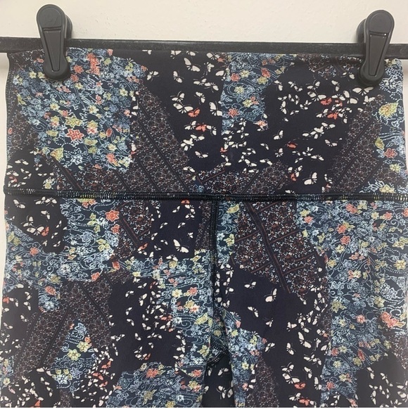 Lululemon Wunder Under High Rise Tight 25” - Picture 13 of 13